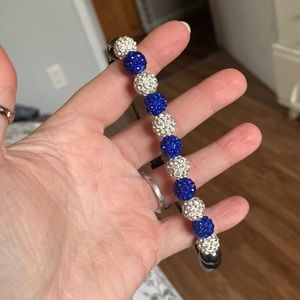 bracelet with adjustable rhinestones
